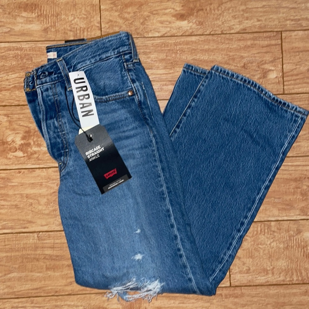 Levi's ribcage straight ankle jean